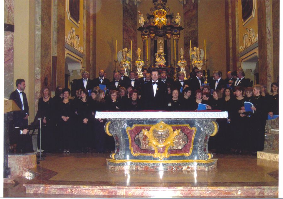 2002-12-21-caponago-concerto_di_natale-01.jpg